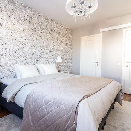 City Apartment Snowberry Rovaniemi Ngoại thất bức ảnh